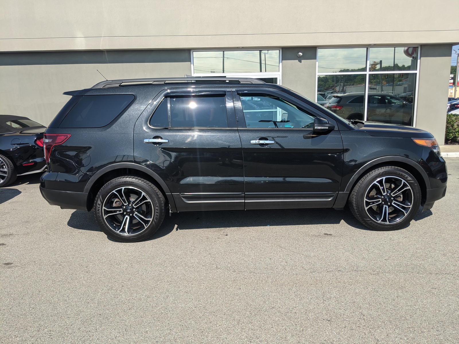 Pre-Owned 2014 Ford Explorer Sport in Tuxedo Black Metallic ...